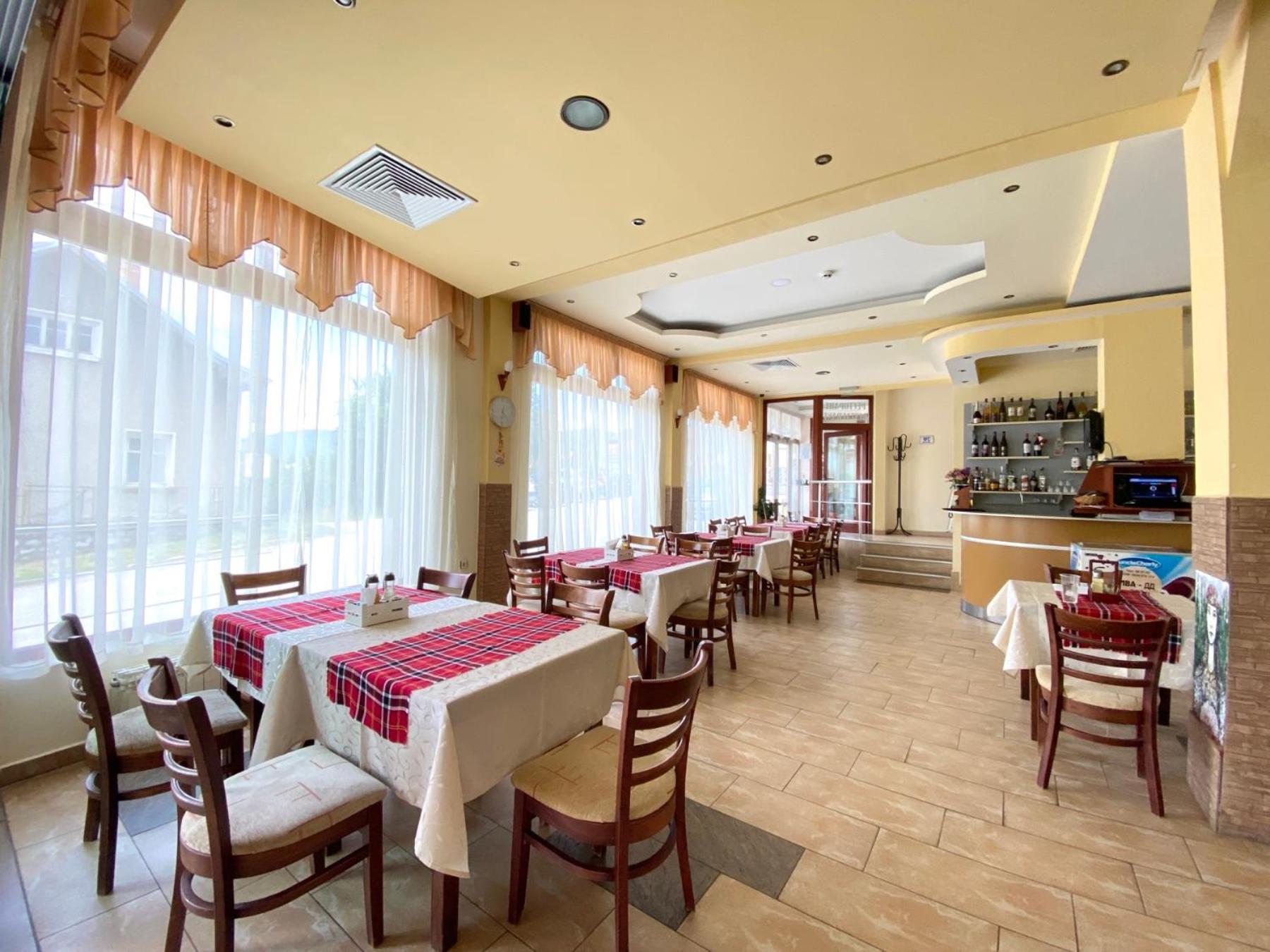 Boryka Family Hotel Asikoria Esterno foto
