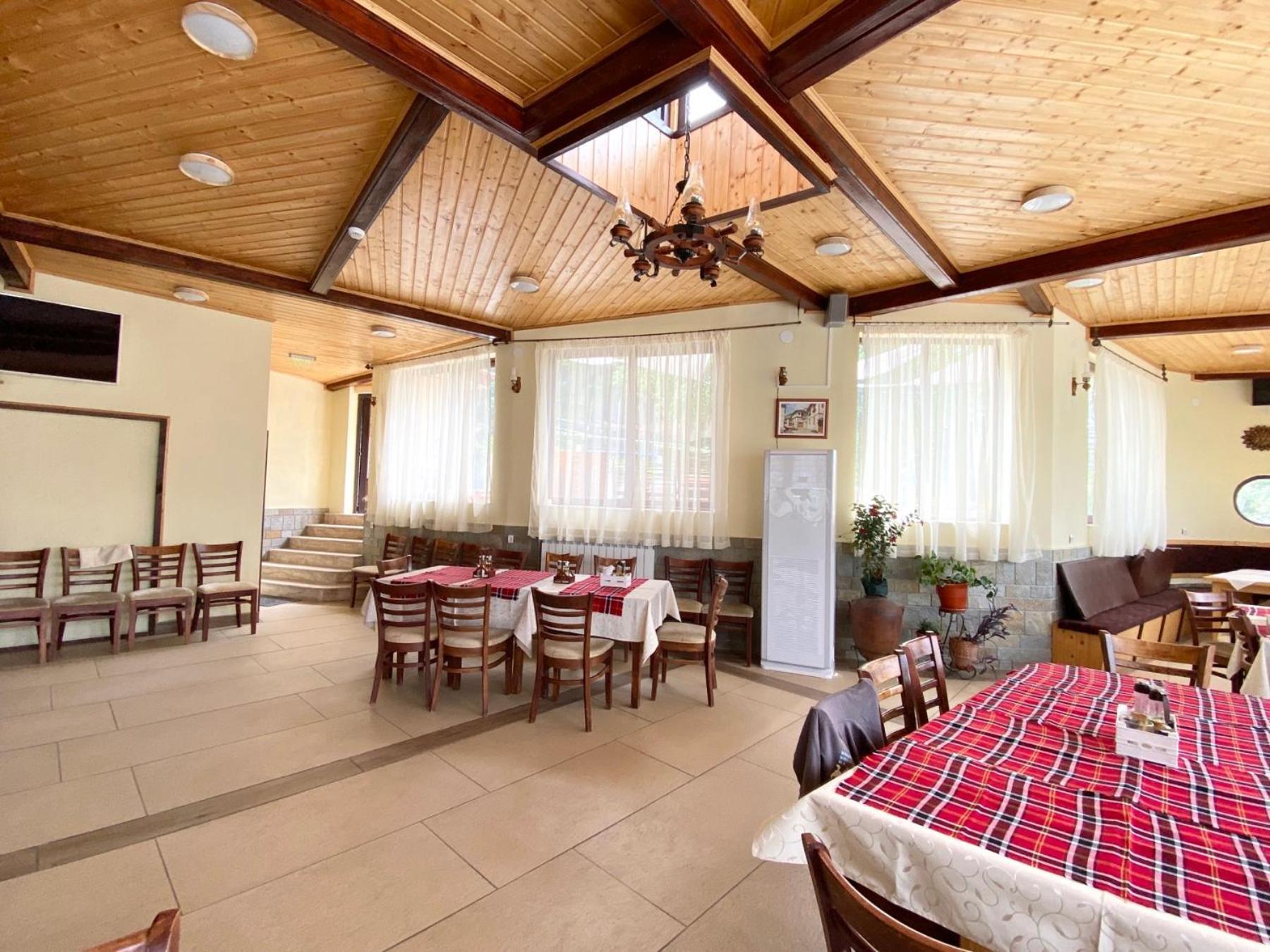 Boryka Family Hotel Asikoria Esterno foto