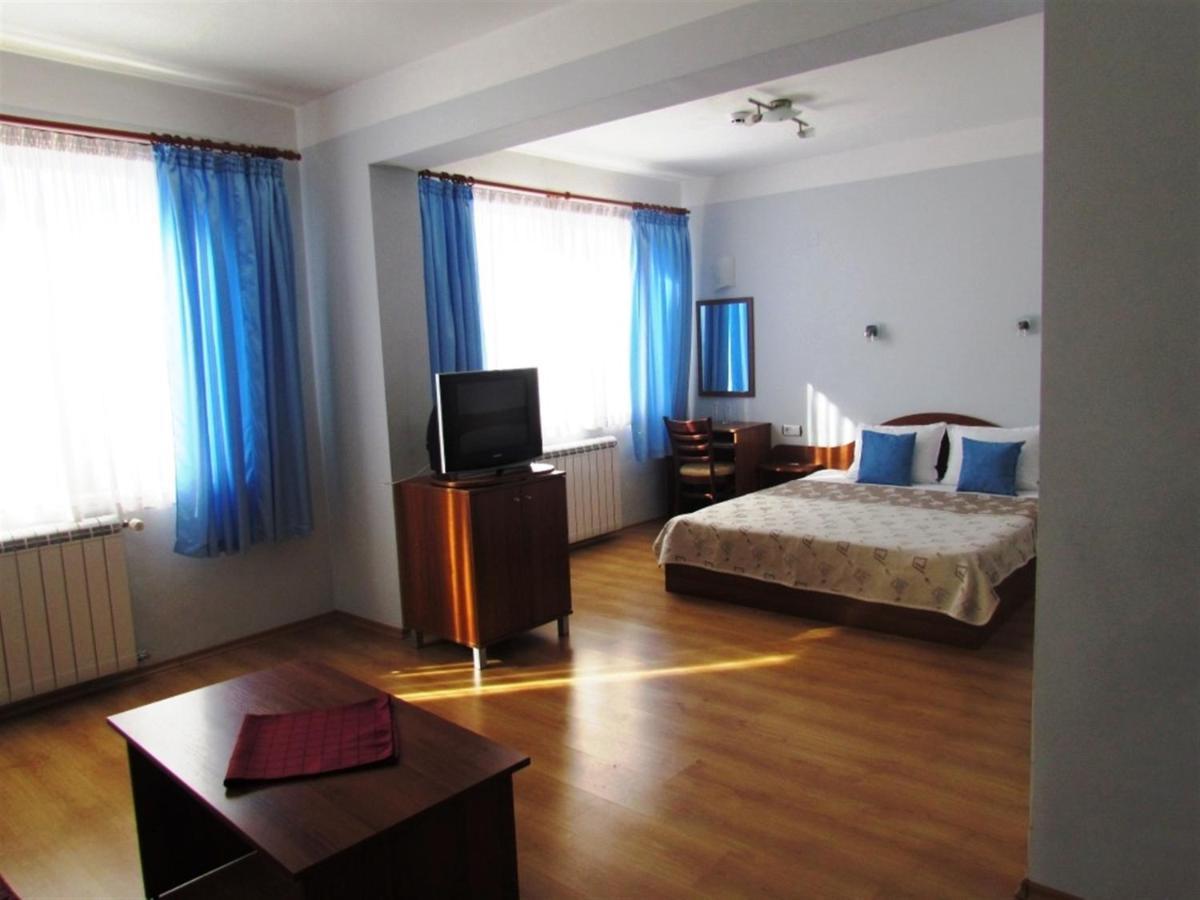 Boryka Family Hotel Asikoria Esterno foto